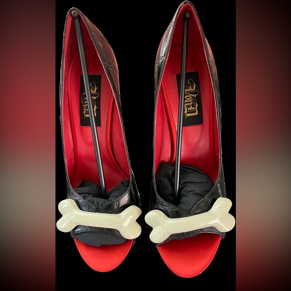 Kat Von D vegan heels! NWT - Picture 4 of 9